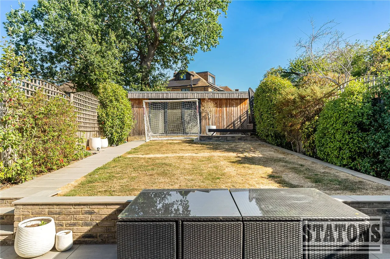 Michleham Down, Woodside Park, London, N12 7JN, photo 23