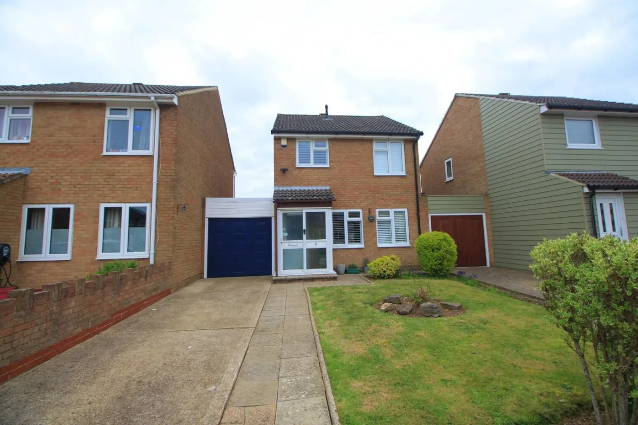 3 bed house for sale — Whitwell, Netley Abbey