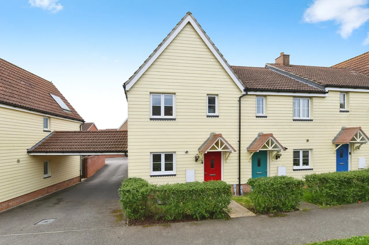 2 bed house for sale, Osprey Close, Colchester, CO3