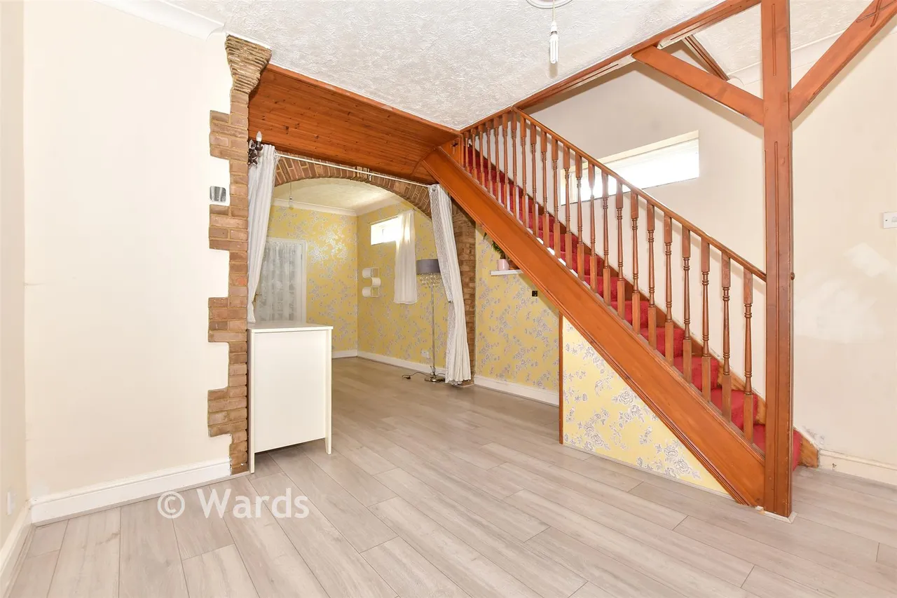 Victoria Avenue, Hythe, CT21, photo 17
