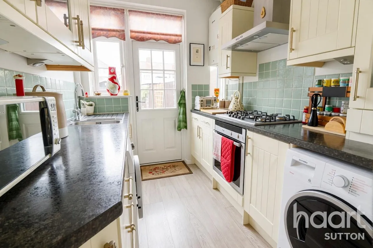 Rutland Drive, Morden, SM4, photo 16