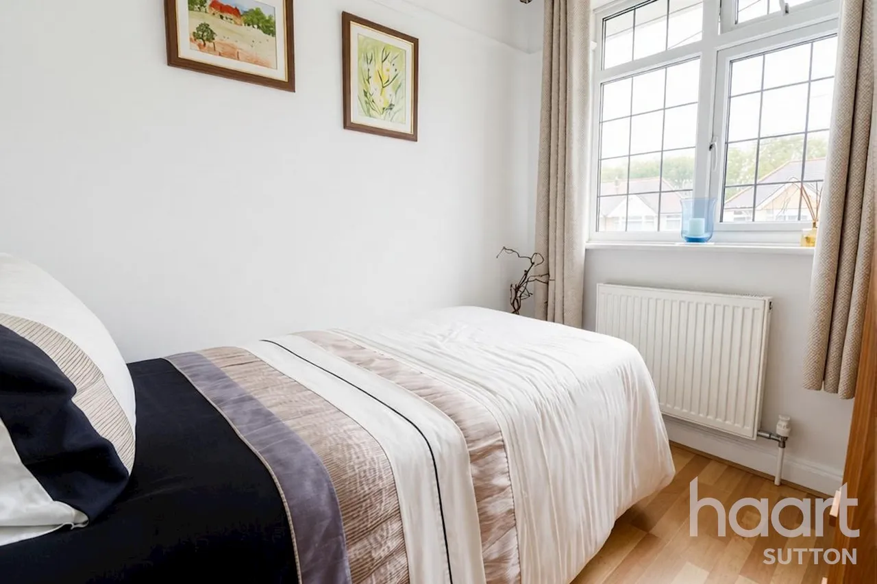 Rutland Drive, Morden, SM4, photo 9