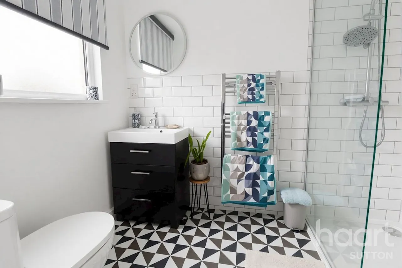 Rutland Drive, Morden, SM4, photo 10