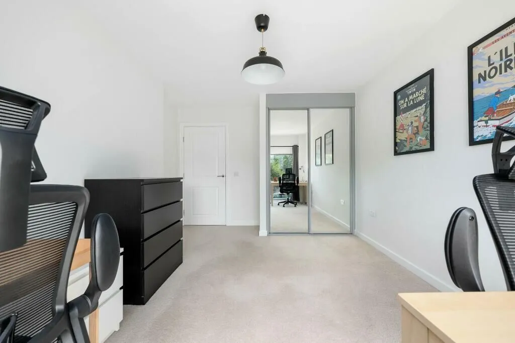 G04 Bootmakers Court, 132 Ben Jonson Road, London, photo 8