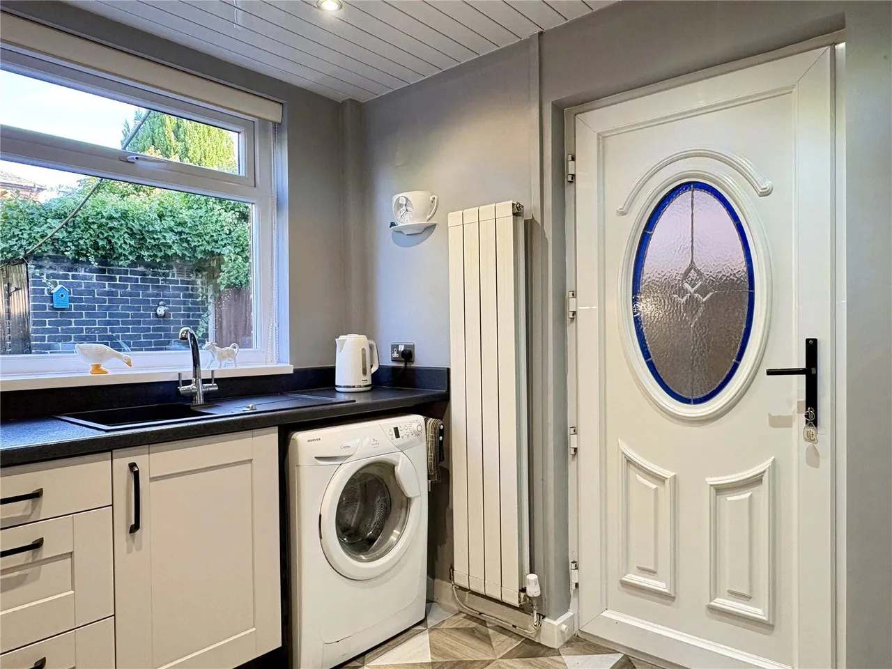 Leslie Avenue, Chadderton, OL9, photo 7