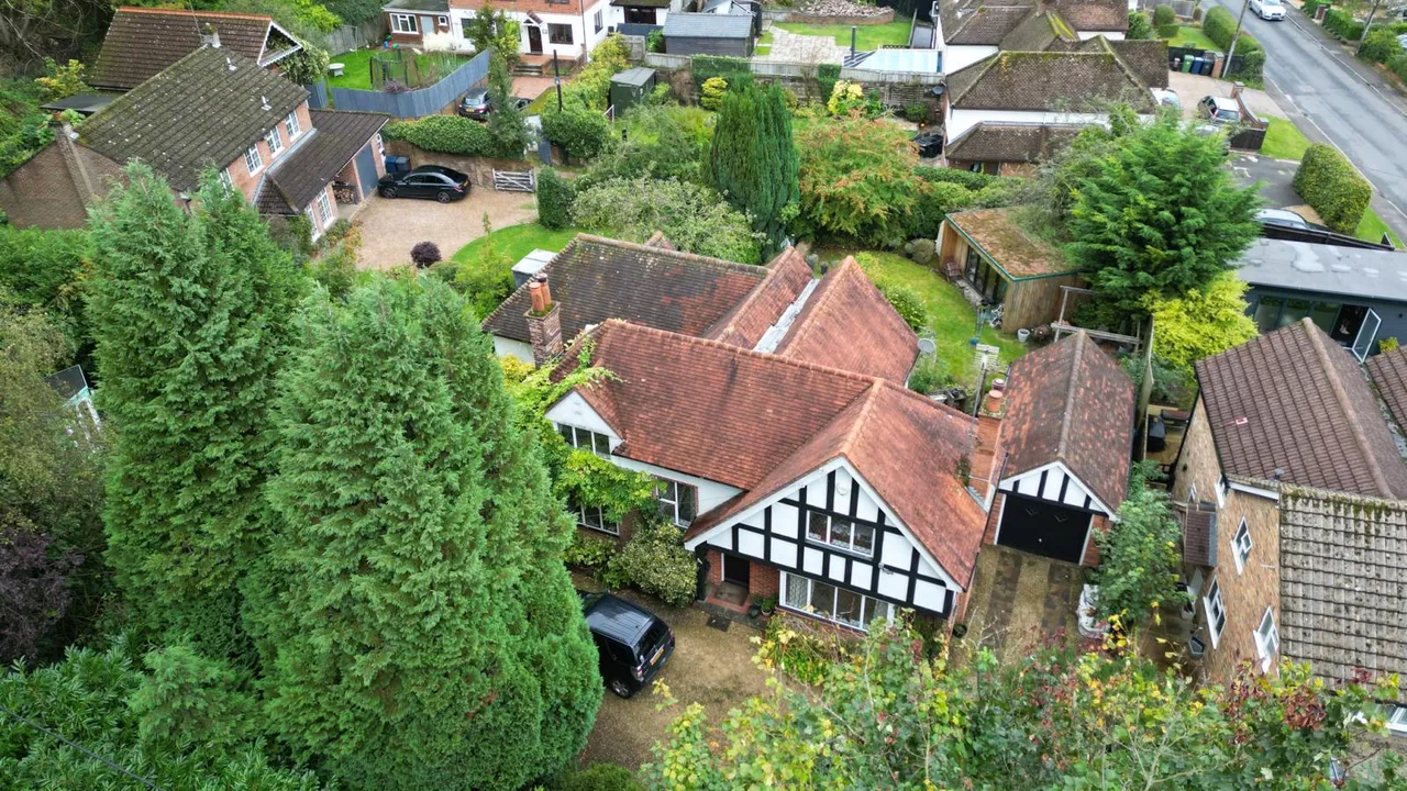Amersham Road, Hazlemere, HP15, photo 20