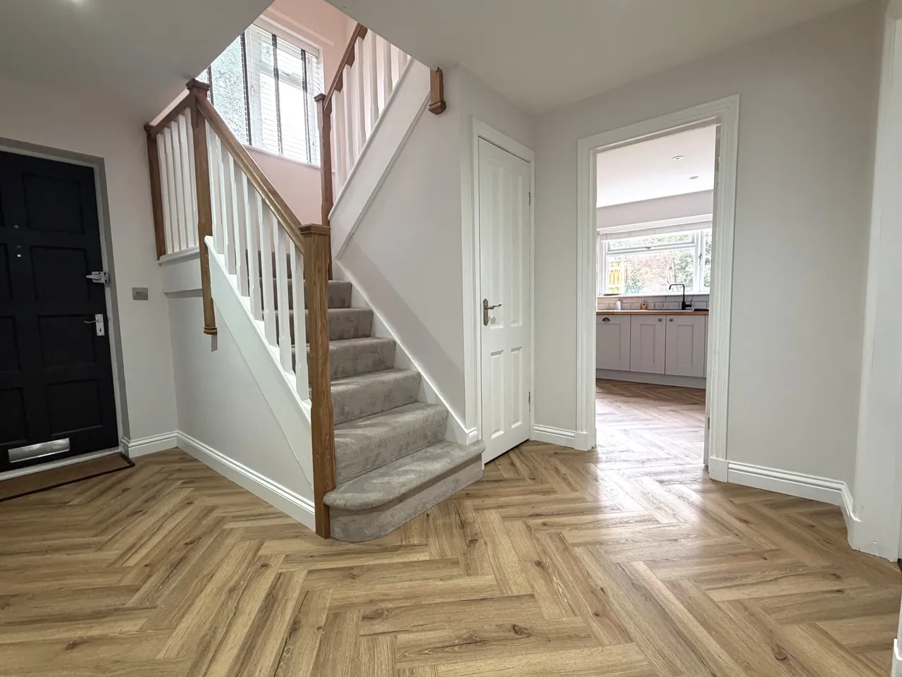 Dean Moor Road, Stockport, SK7, photo 9