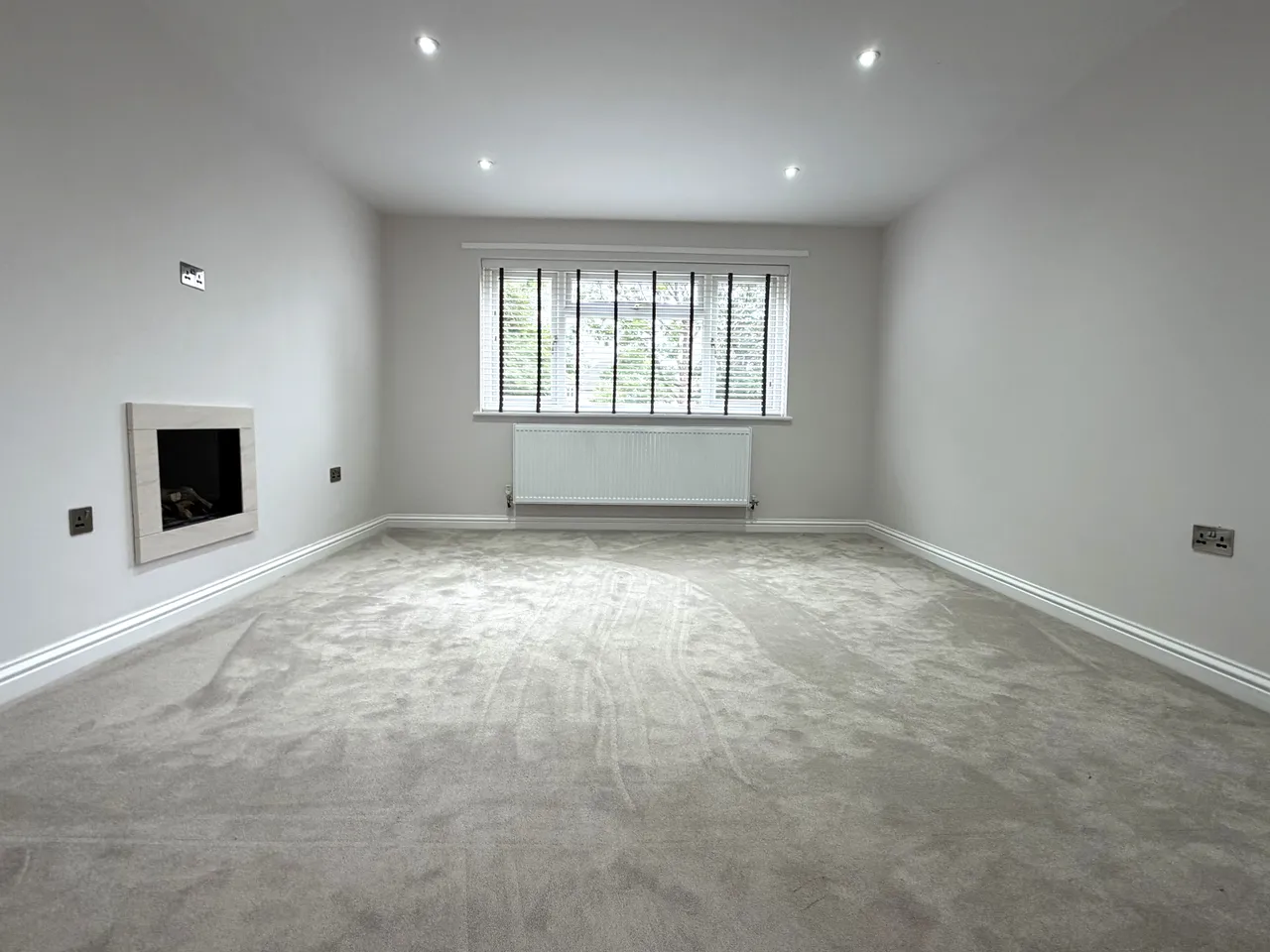 Dean Moor Road, Stockport, SK7, photo 4
