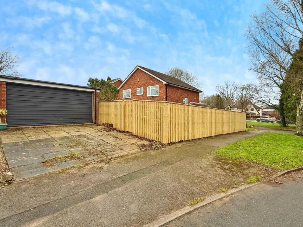 Dean Moor Road, Stockport, SK7, photo 30