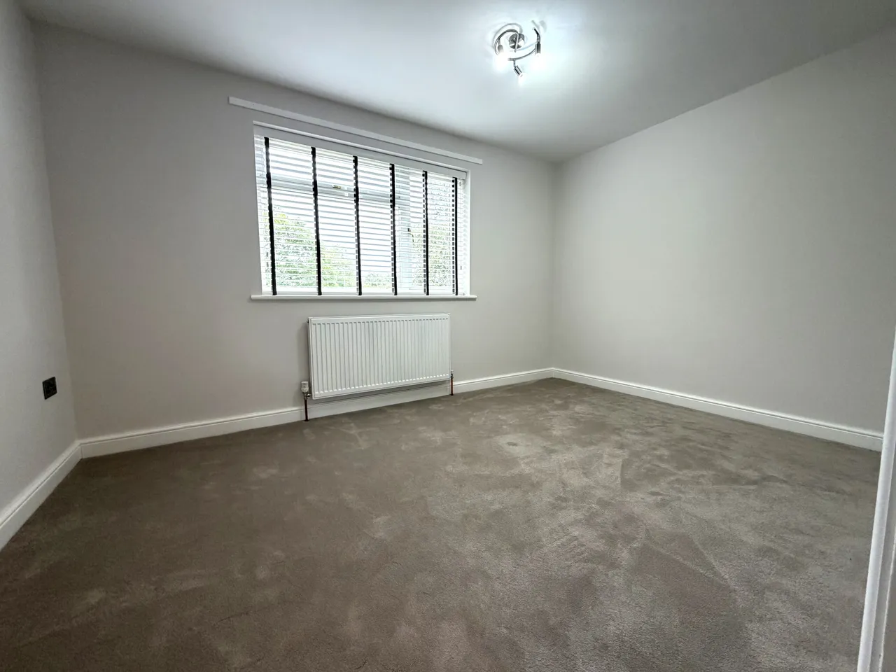 Dean Moor Road, Stockport, SK7, photo 21