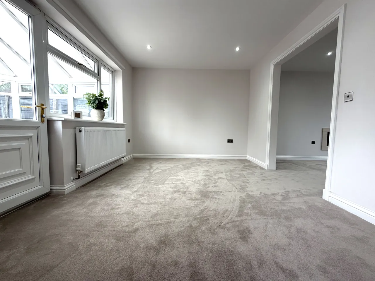 Dean Moor Road, Stockport, SK7, photo 6