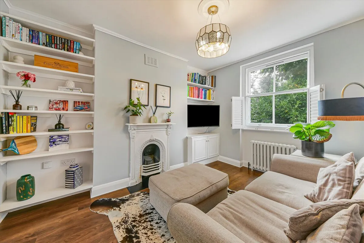 2 bed flat to rent, Prince of Wales Road, London, NW5