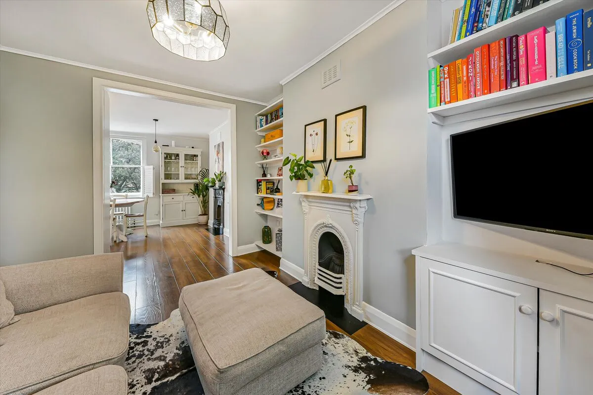 Prince of Wales Road, London, NW5, photo 12