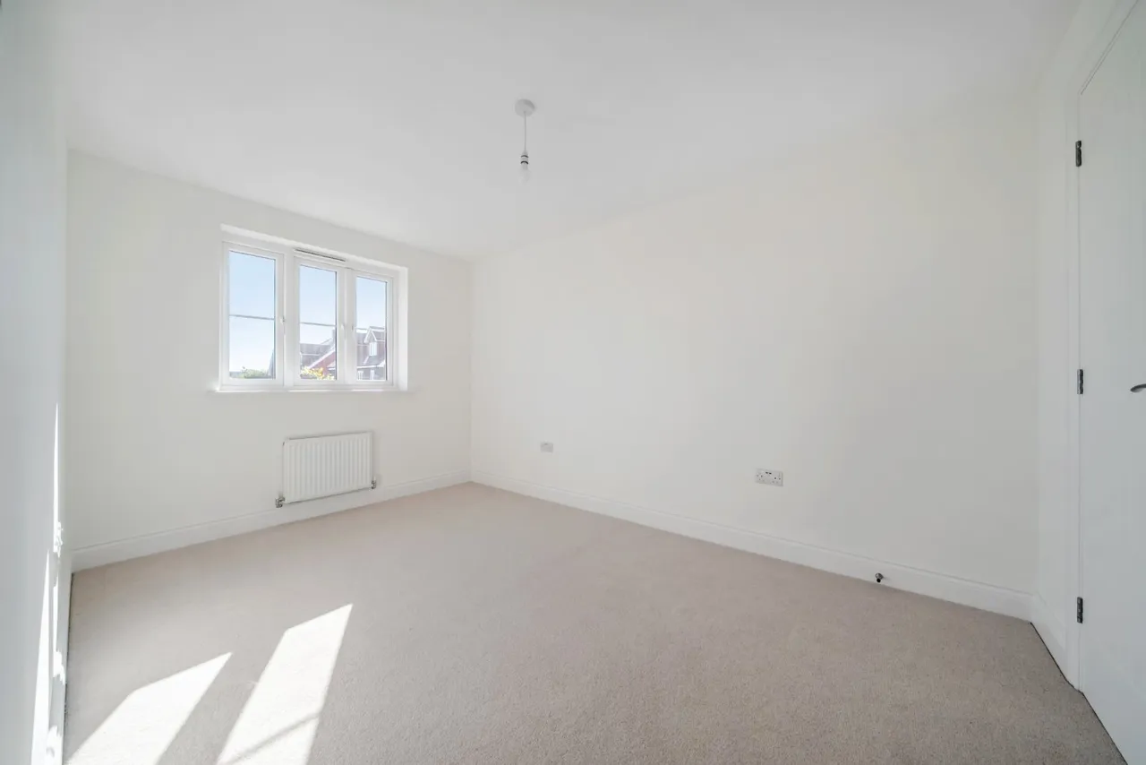 Angmering, BN16, photo 13