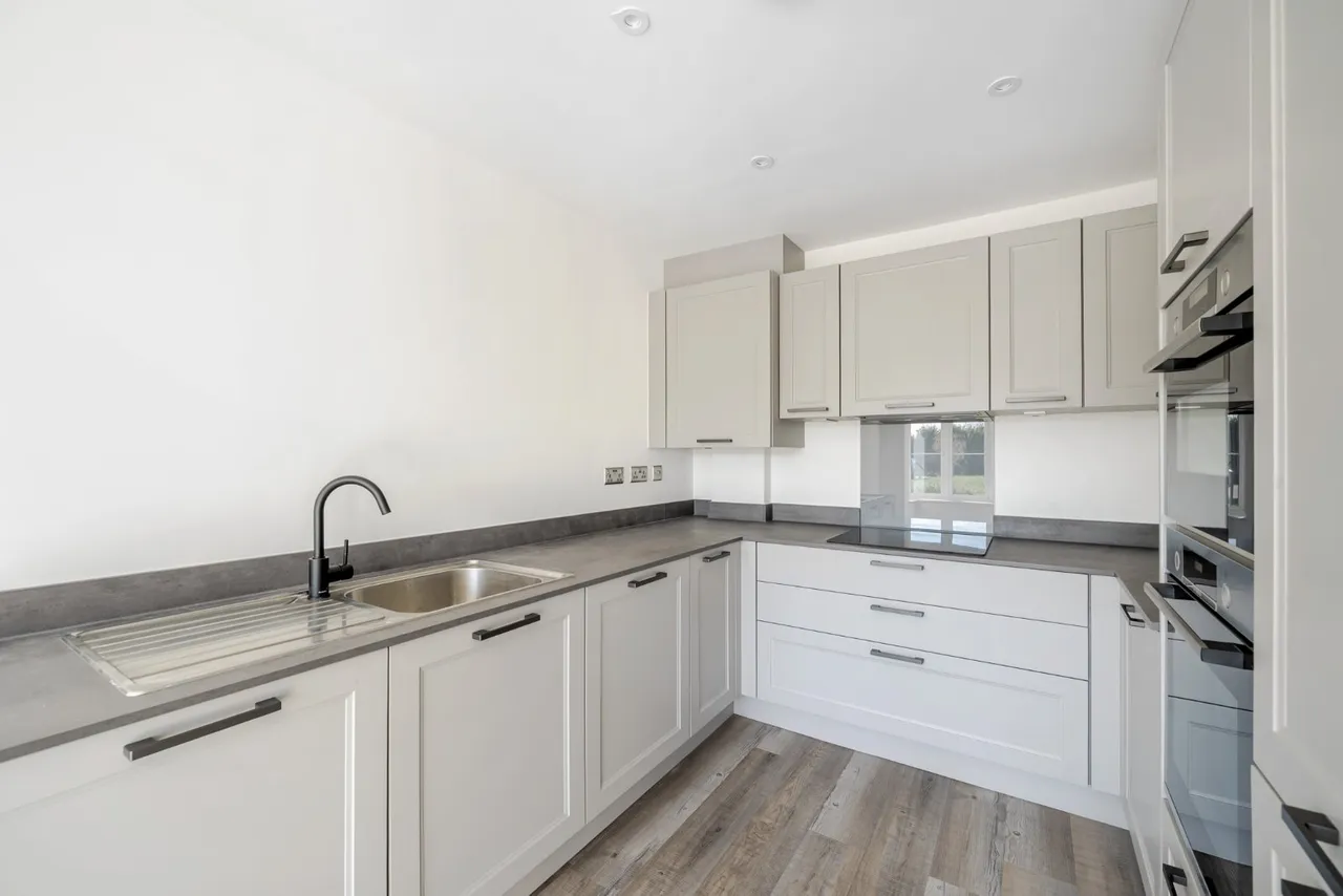 Angmering, BN16, photo 4