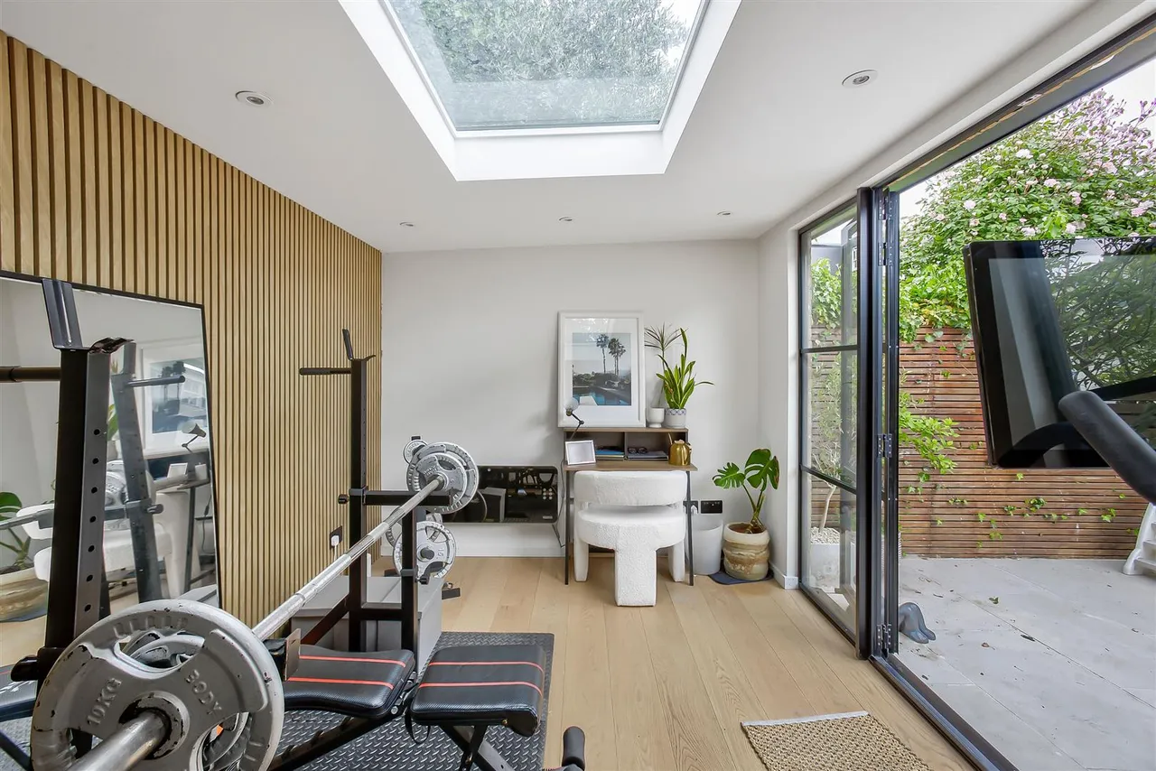 Westfields Avenue, Barnes, SW13, photo 8