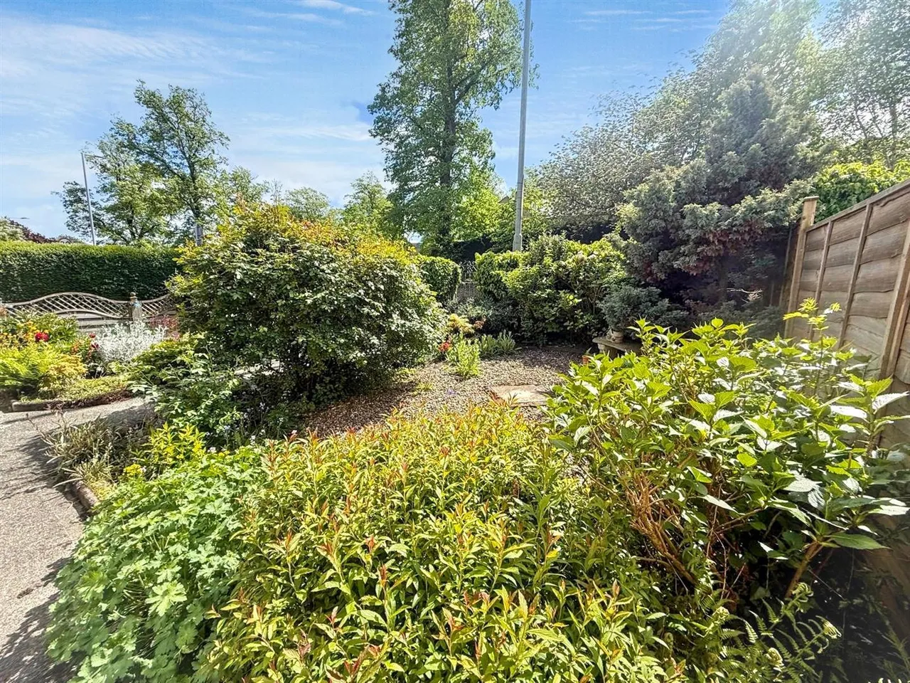 Stone Grove, Steeton, BD20 6TQ, photo 17
