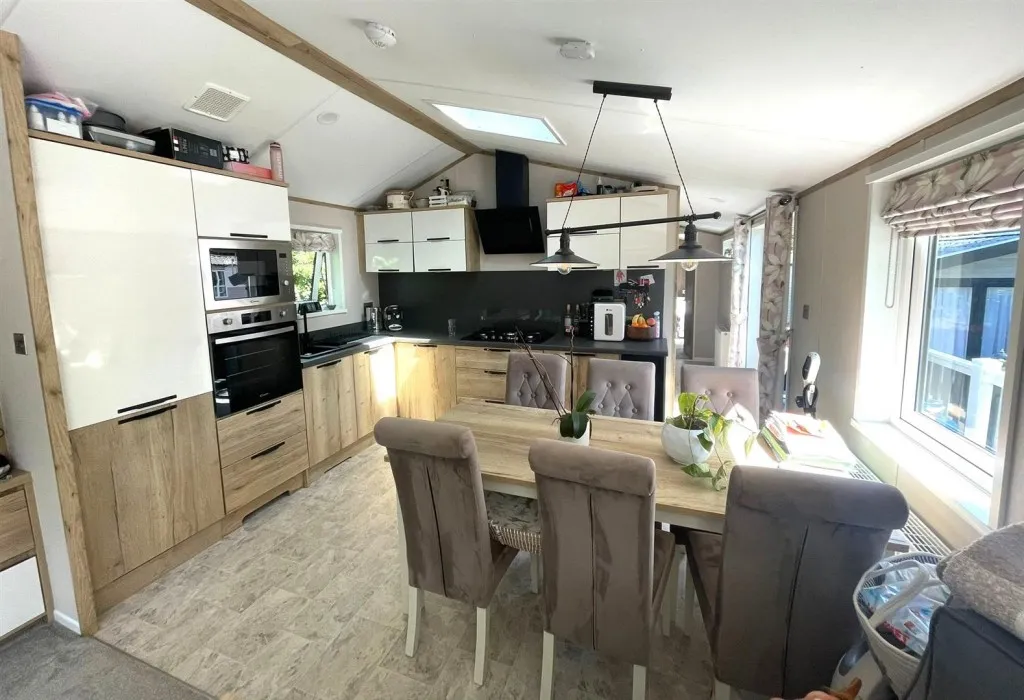 Ivyhouse Lane, Hastings, TN35, photo 6