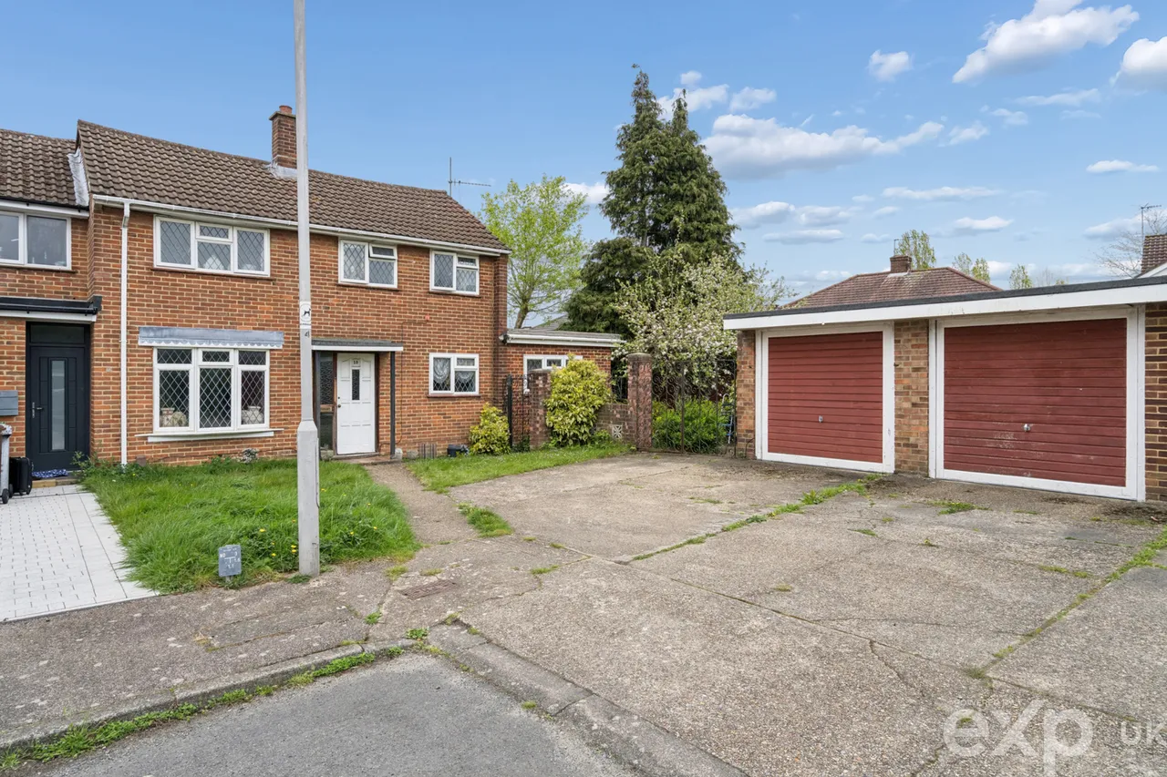 3 bed house for sale — Kenilworth Close, Borehamwood, WD6