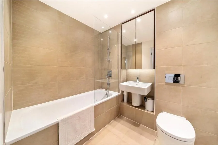 Fairbourne Road, London, SW4, photo 7