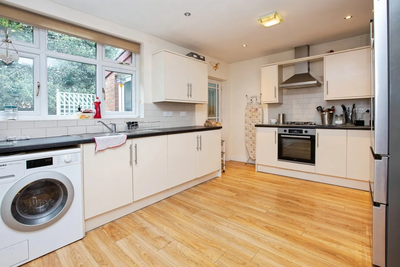 Lynncroft, Eastwood, NG16, photo 4