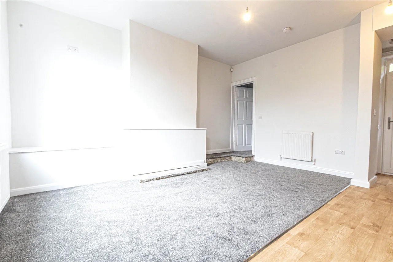 Ashgrove Terrace, Brighouse, HD6, photo 6