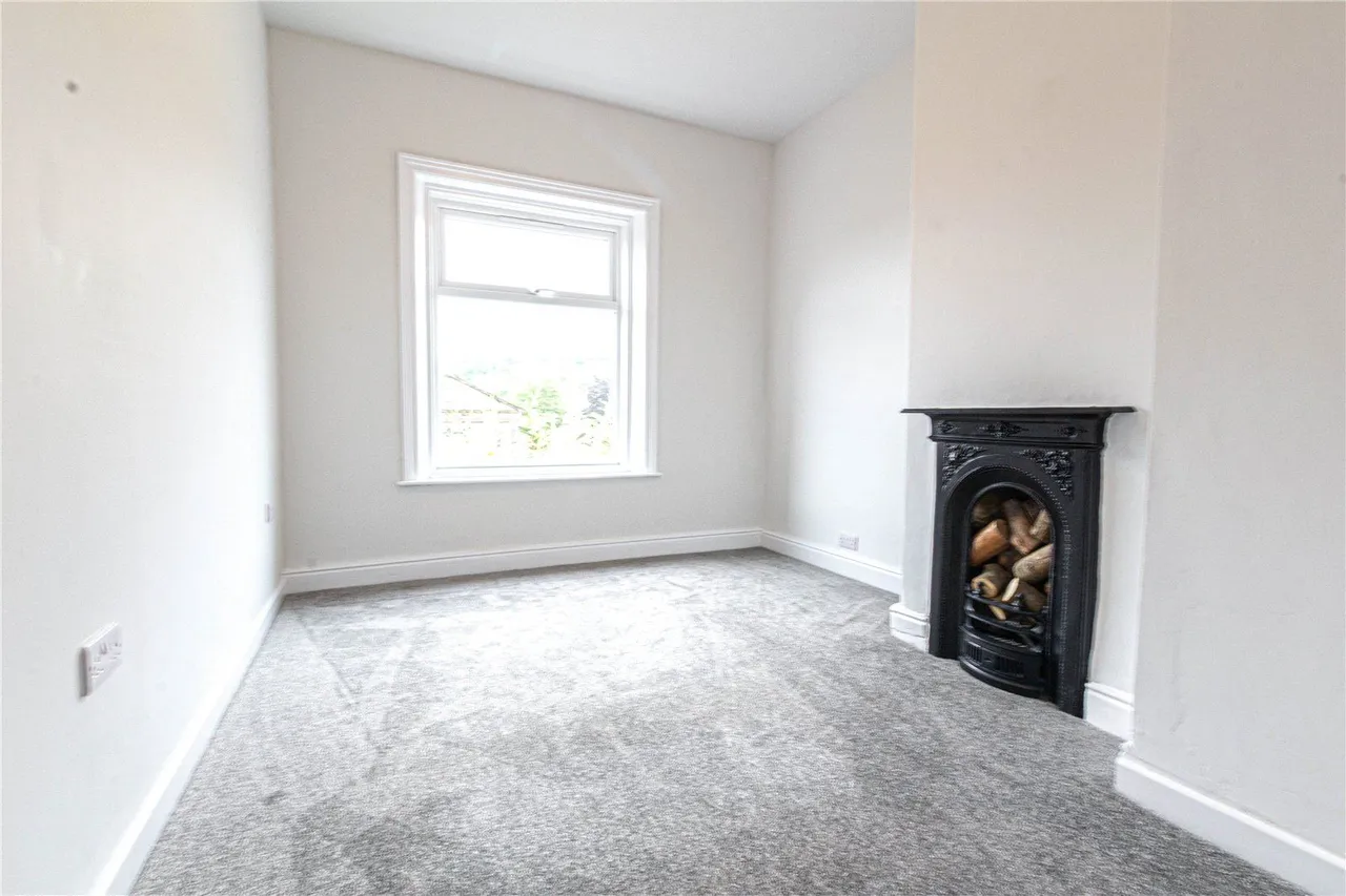 Ashgrove Terrace, Brighouse, HD6, photo 11