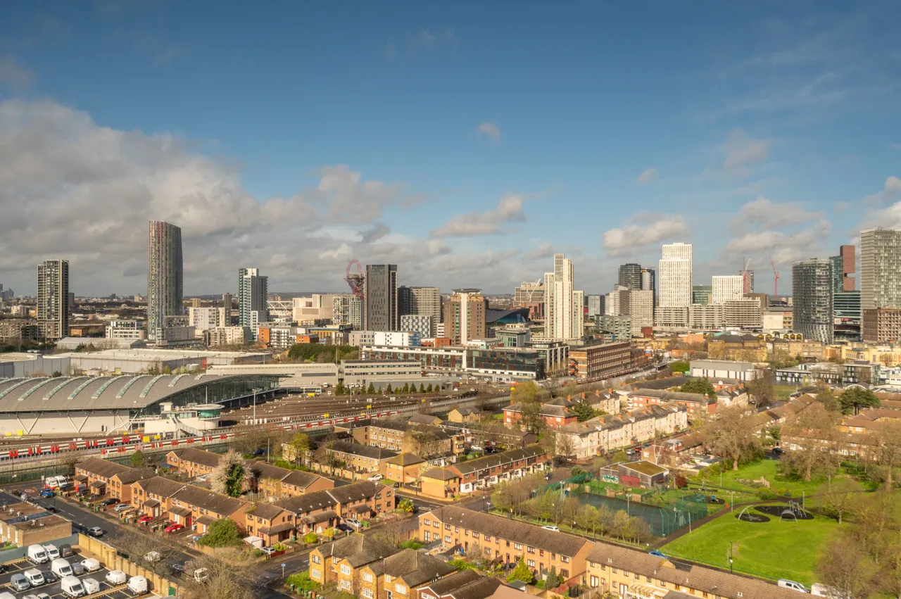 1 bed flat for sale, London, E15