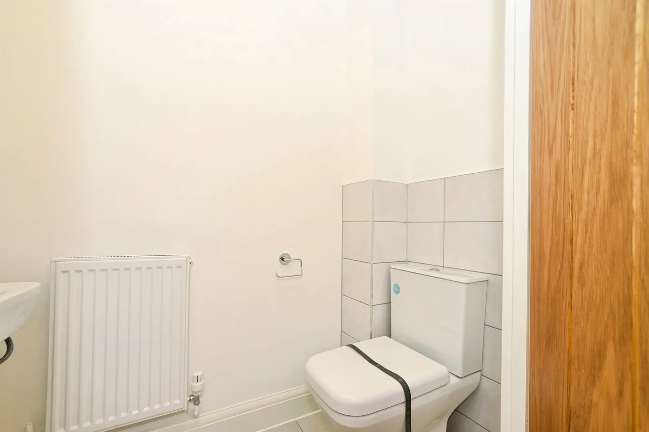 Ampney Meadows, Down Ampney, GL7, photo 14