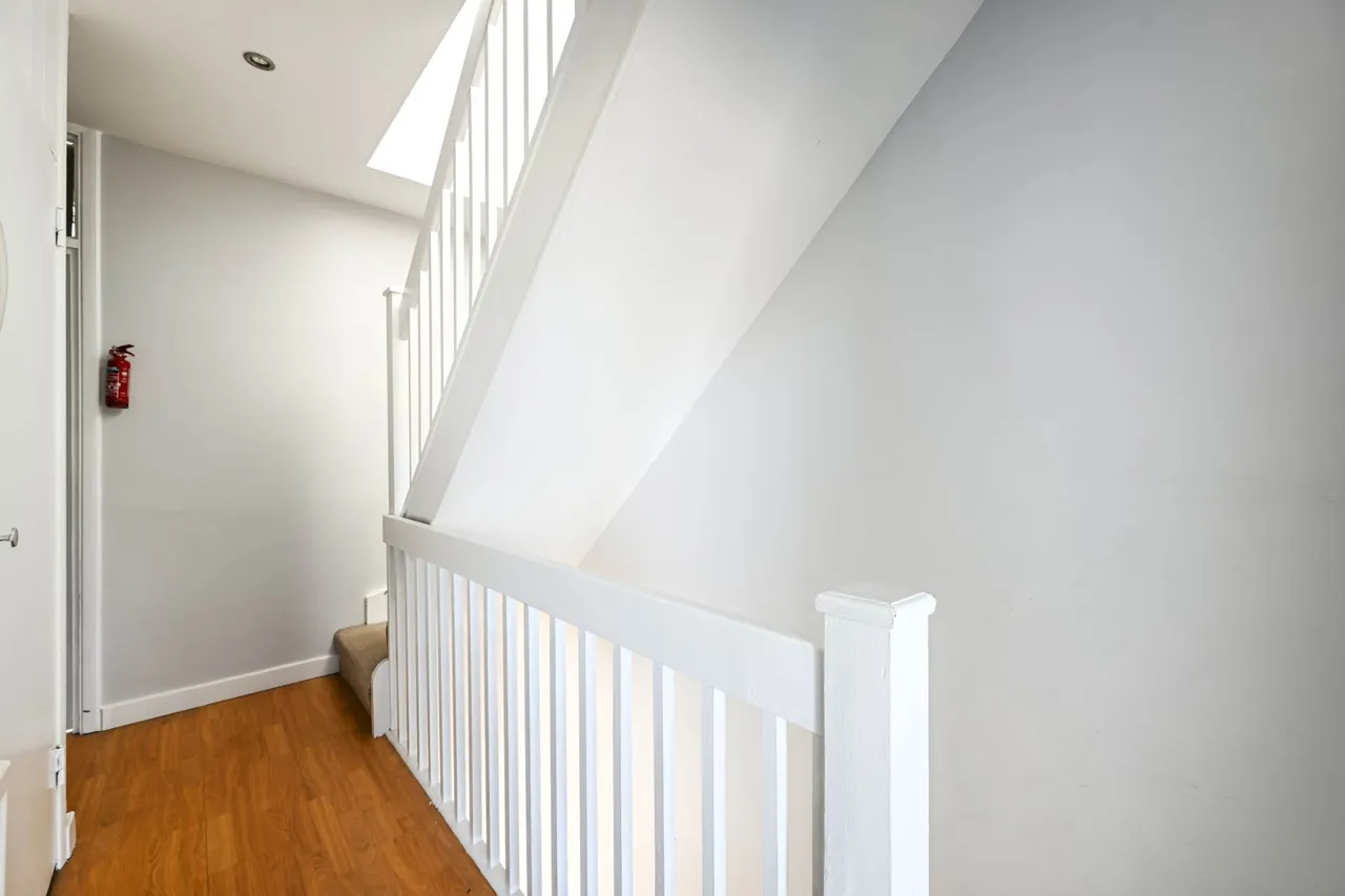 Howards Lane, Putney, SW15 6QF, photo 4