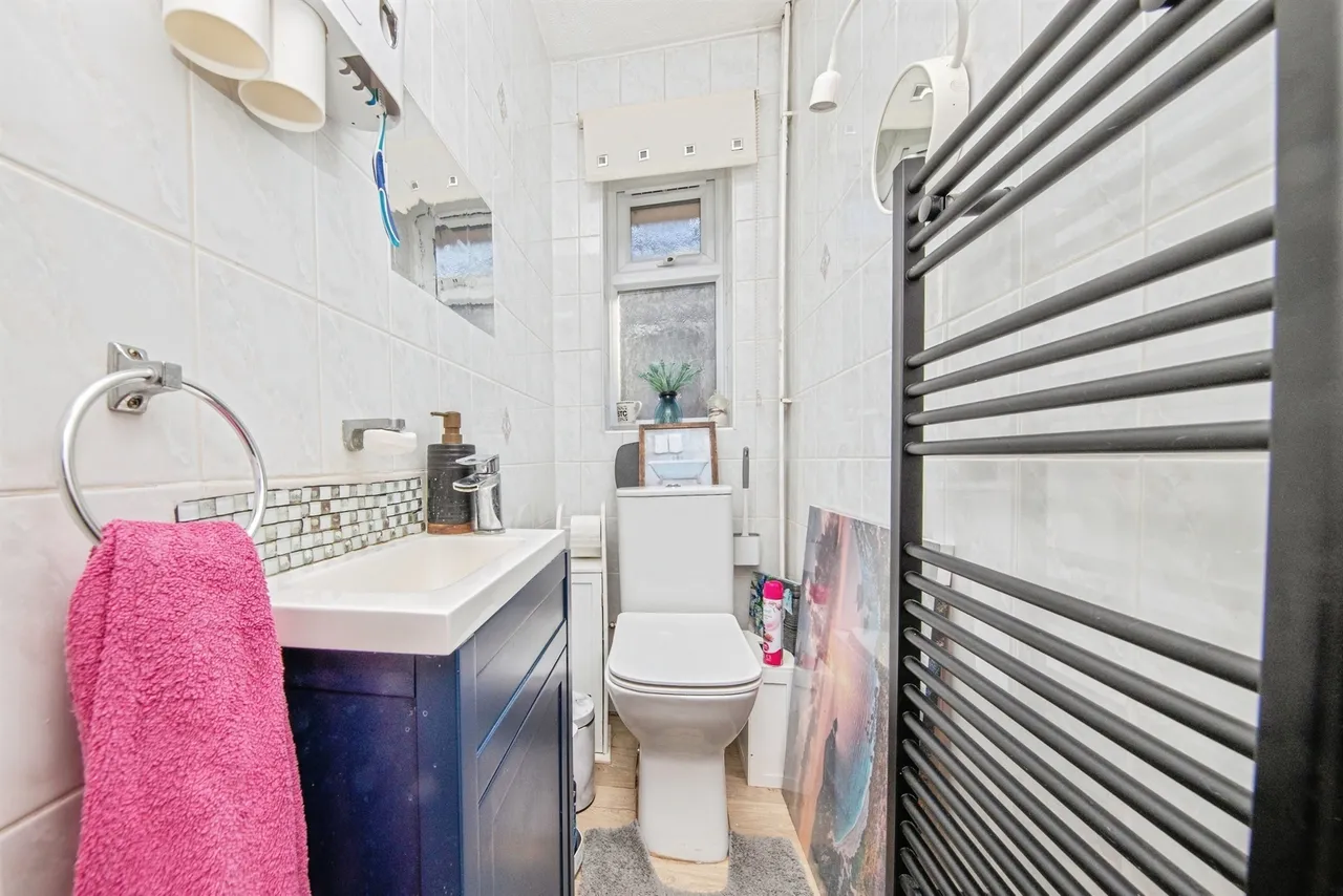 Holmwood Close, Clacton-On-Sea, CO16, photo 11