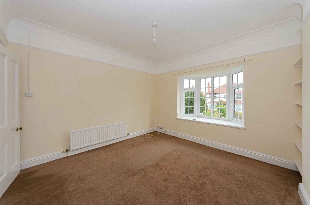 Whitehall Road, Rhos on Sea, photo 13