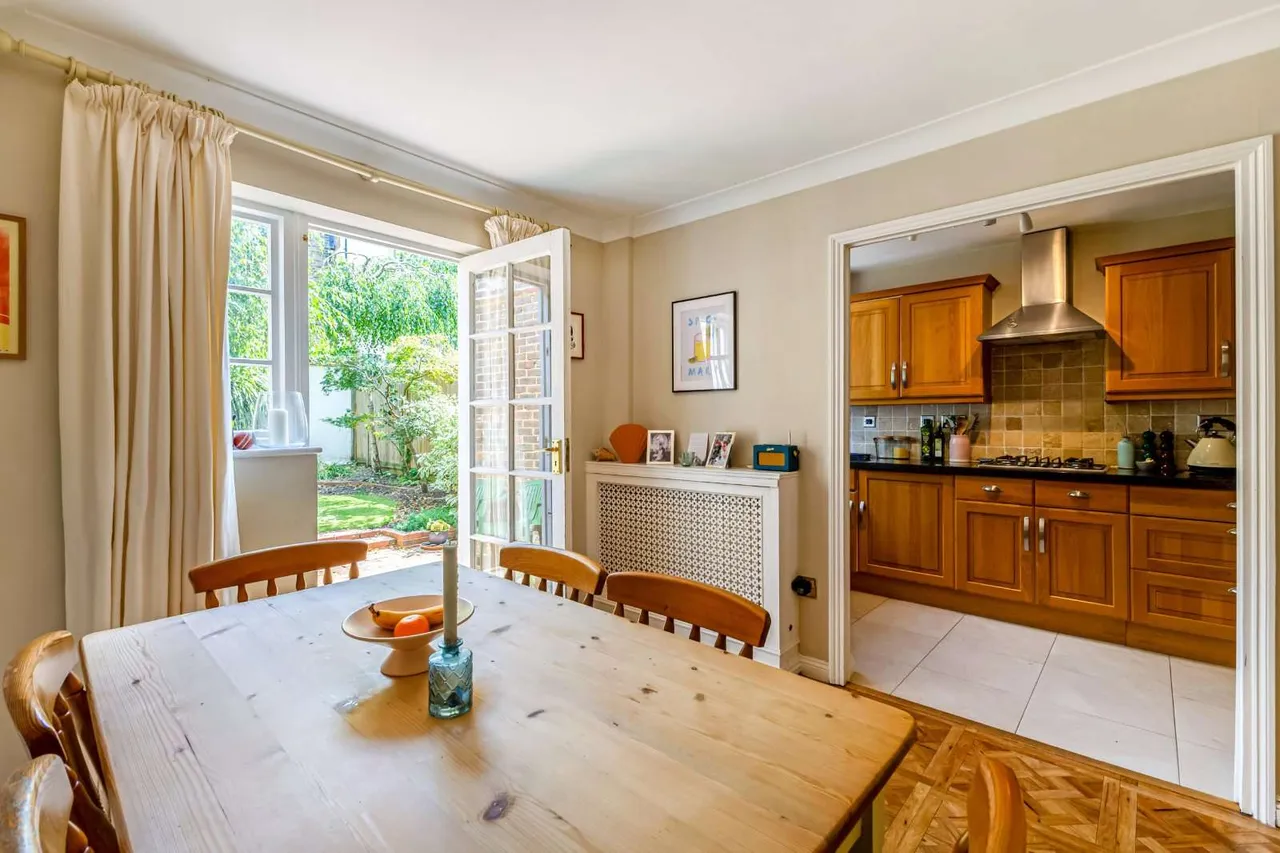 South Park Mews, London, SW6, photo 18