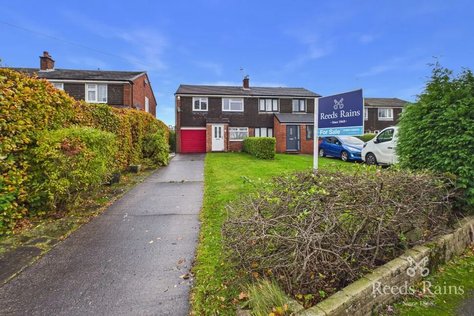 3 bed house for sale, Brocklehurst Way, Tytherington, SK10