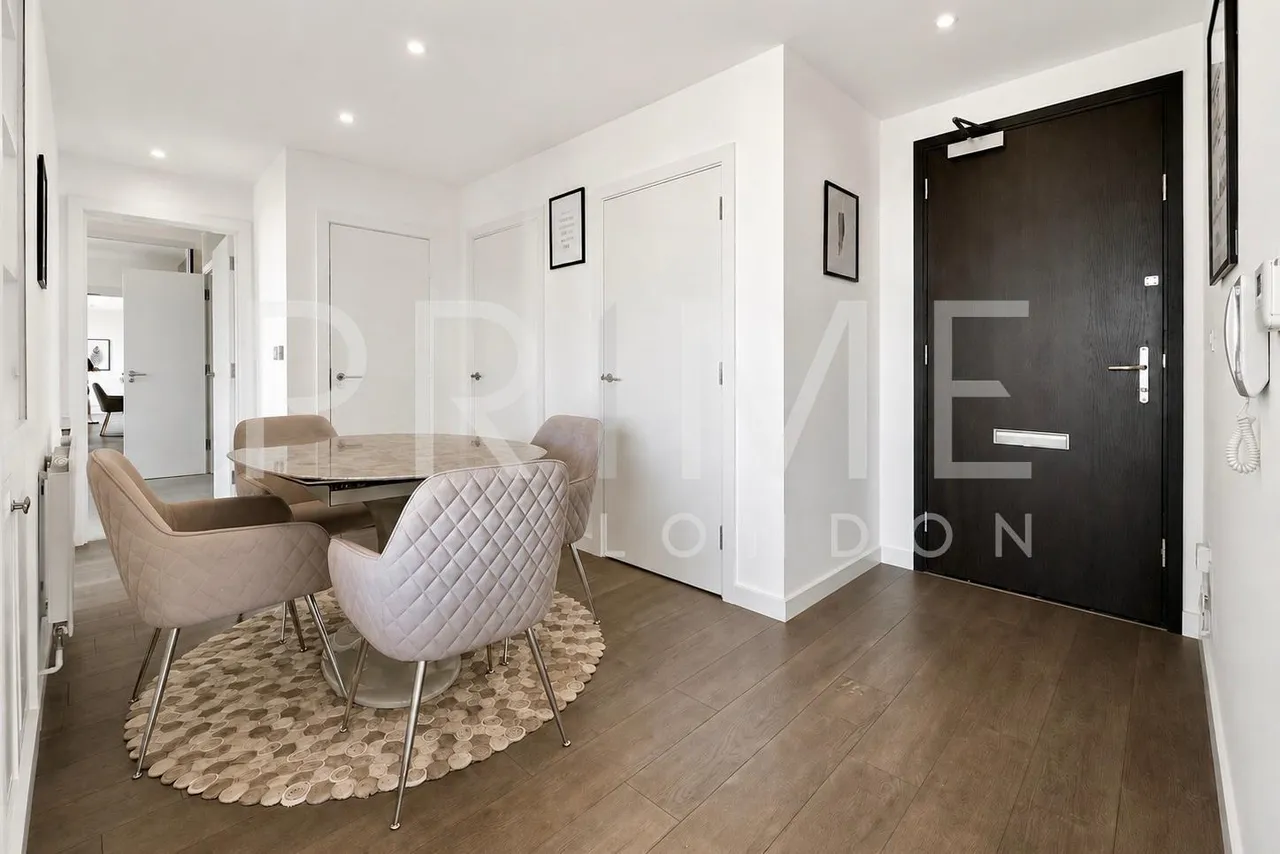 East Ferry Road, Canary Wharf, E14, photo 5