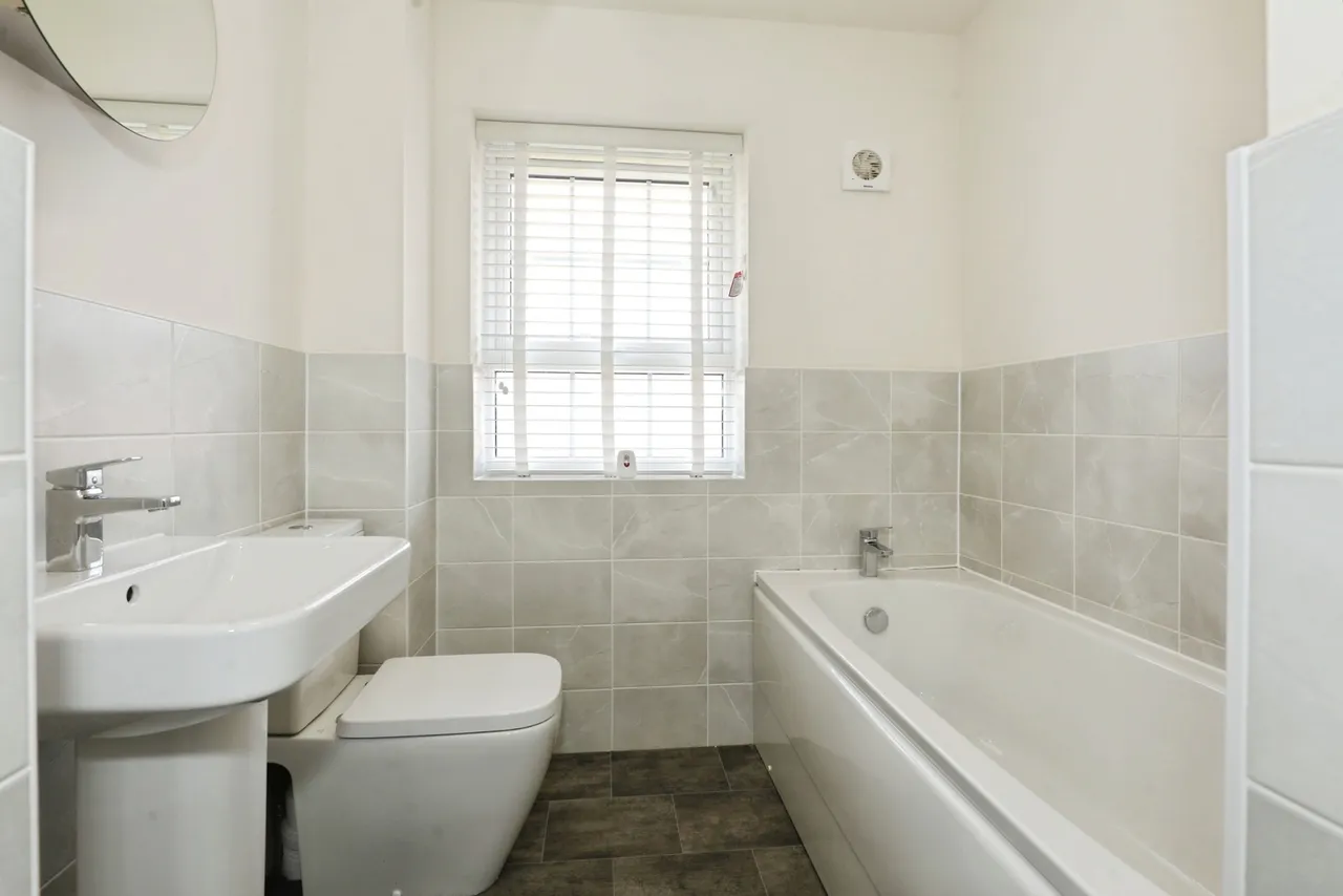 Joseph Lucas Road, Crewe, Cheshire, CW1, photo 16