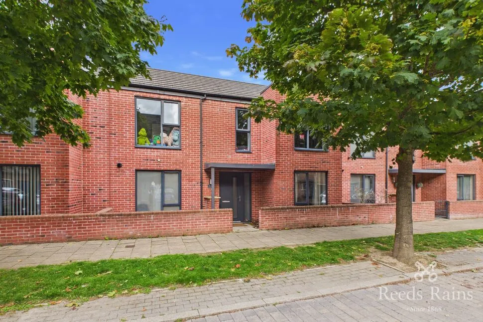 3 bed house for sale, Haigh Moor Way, Allerton Bywater, WF10