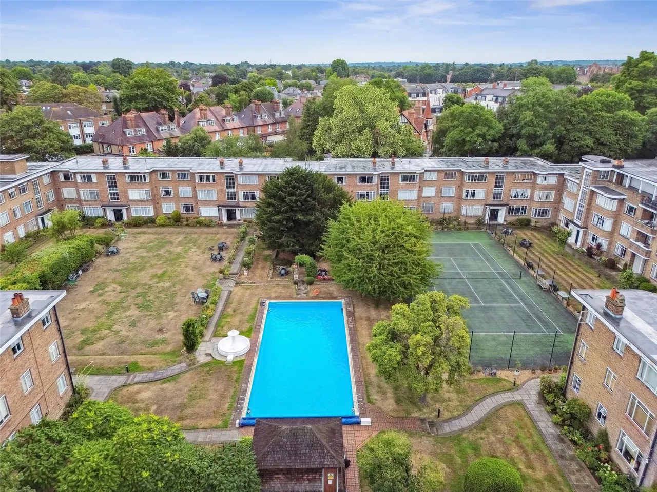 Bridge Road, East Molesey, KT8 9HN, photo 4