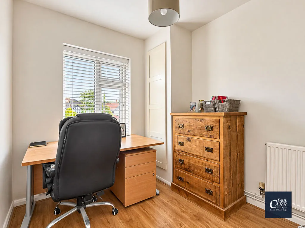 Trent Valley Road, Lichfield, WS13, photo 11