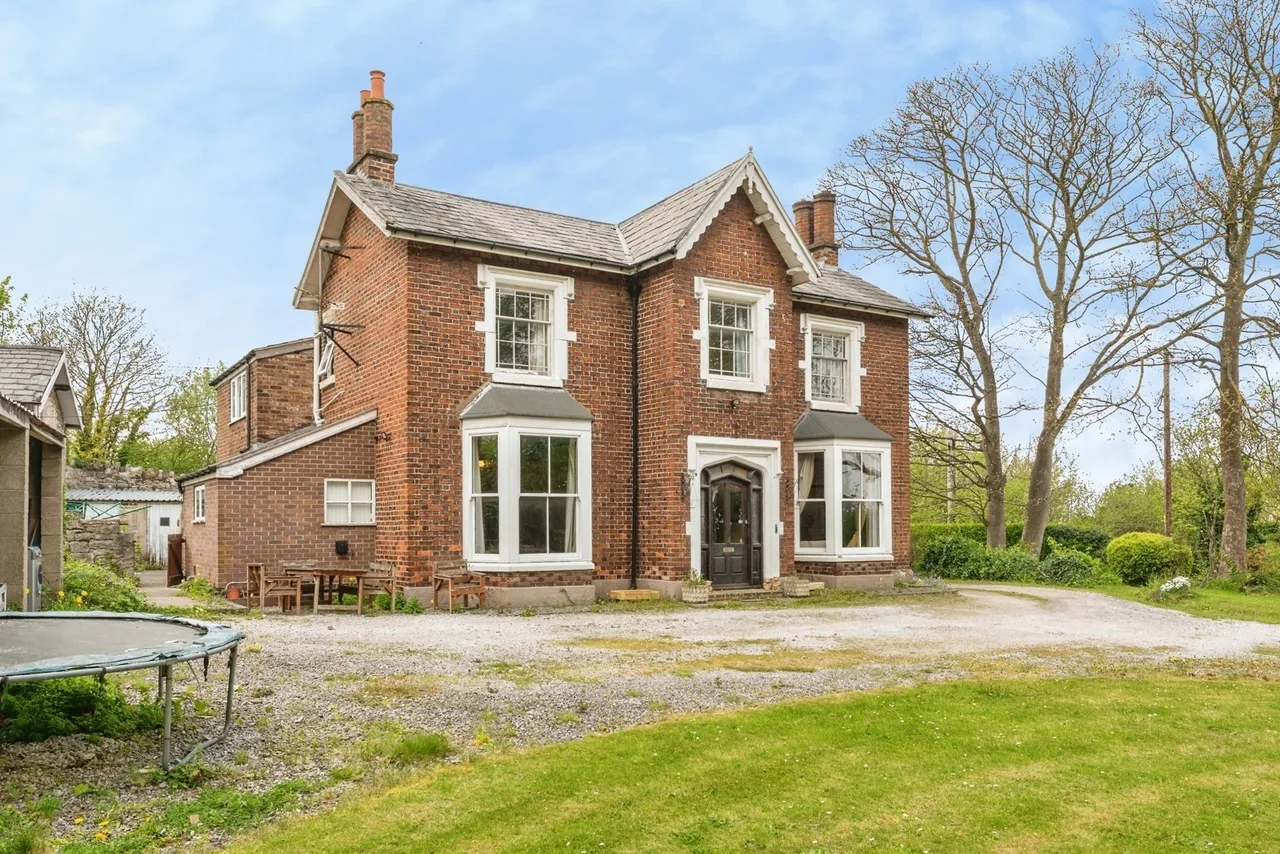 Bryntirion Road, Bagillt, CH6, photo 3
