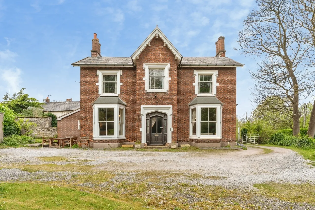 5 bed house for sale, Bryntirion Road, Bagillt, CH6