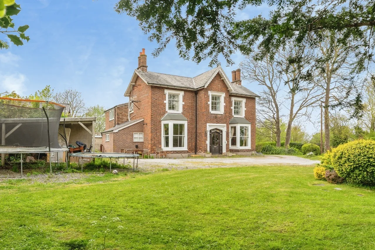 Bryntirion Road, Bagillt, CH6, photo 28