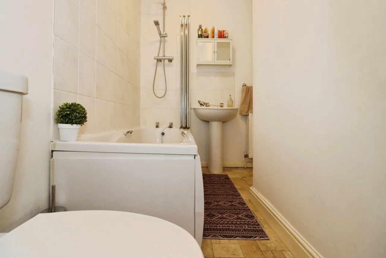 Briar Walk, Bristol, BS16, photo 14