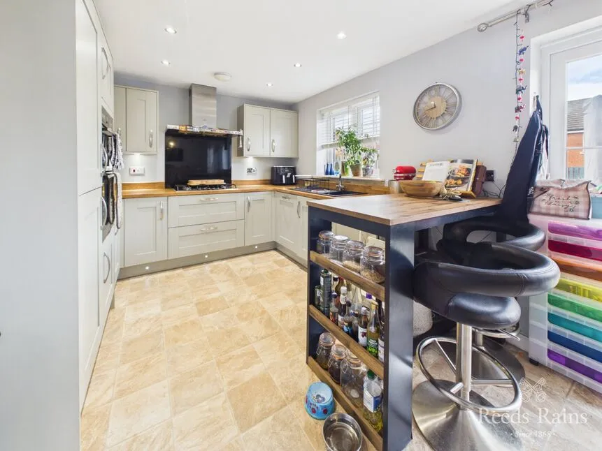 Nightingale Road, Guisborough, North Yorkshire, TS14, photo 6