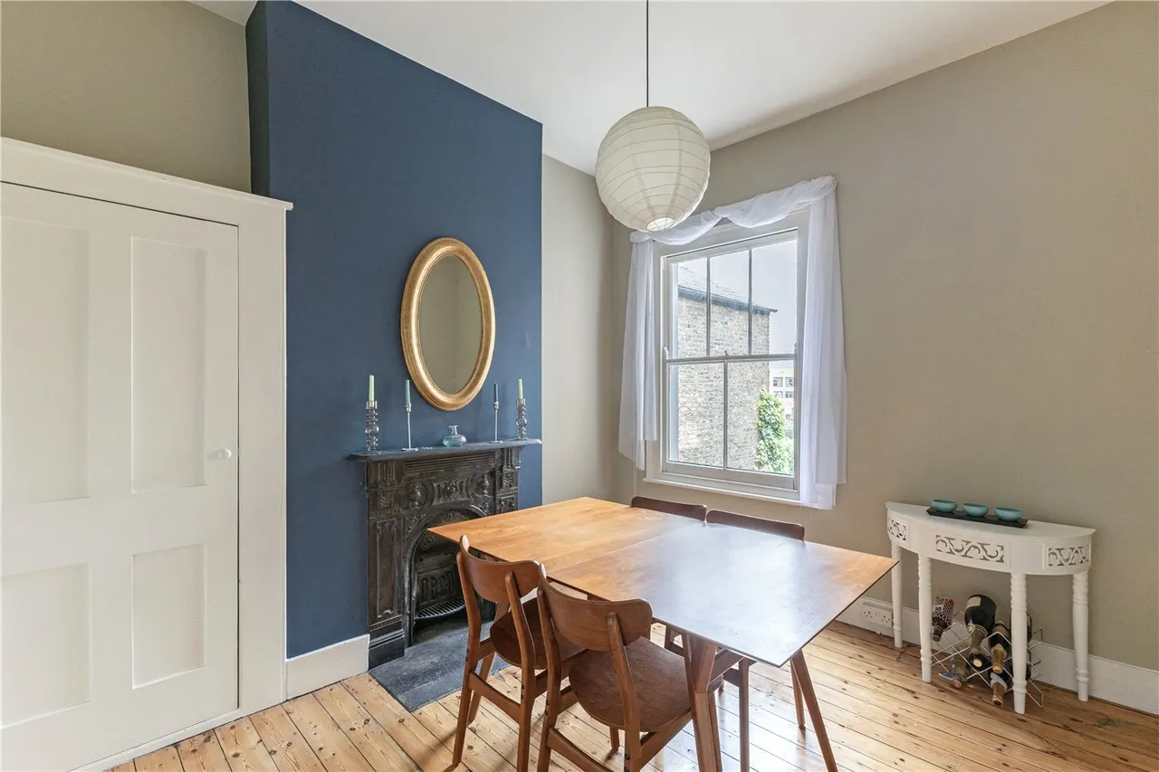 Iveley Road, London, SW4, photo 5