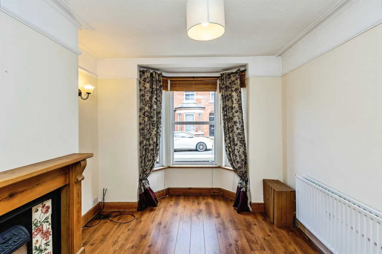 Salisbury Street, Chester, photo 3