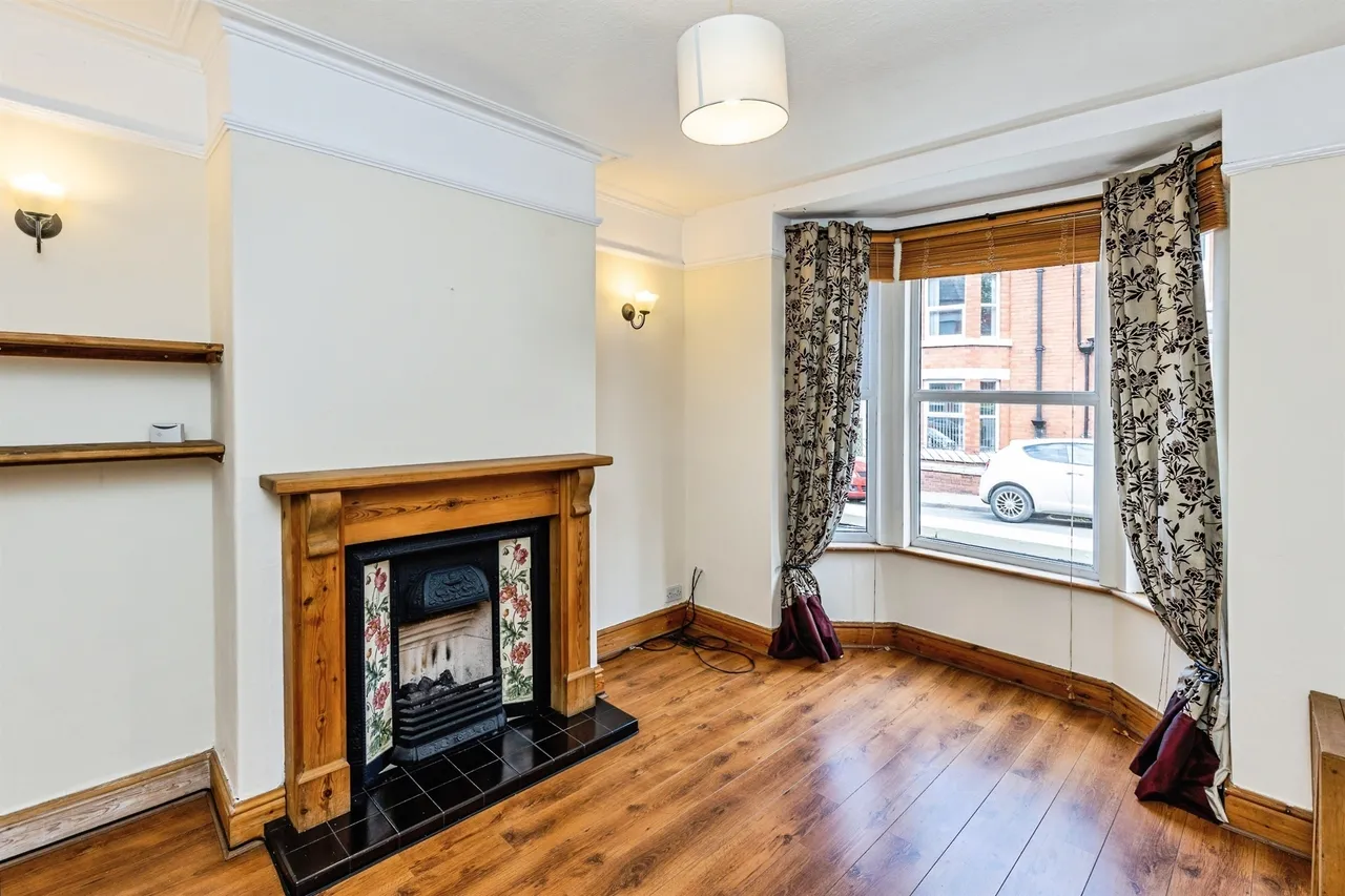 Salisbury Street, Chester, photo 2
