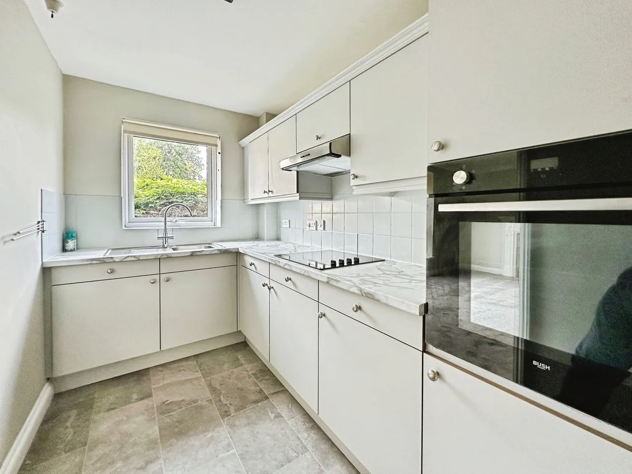 Firwood Court, Southwell Park Road, Camberley, Surrey, GU15 3PN, photo 6