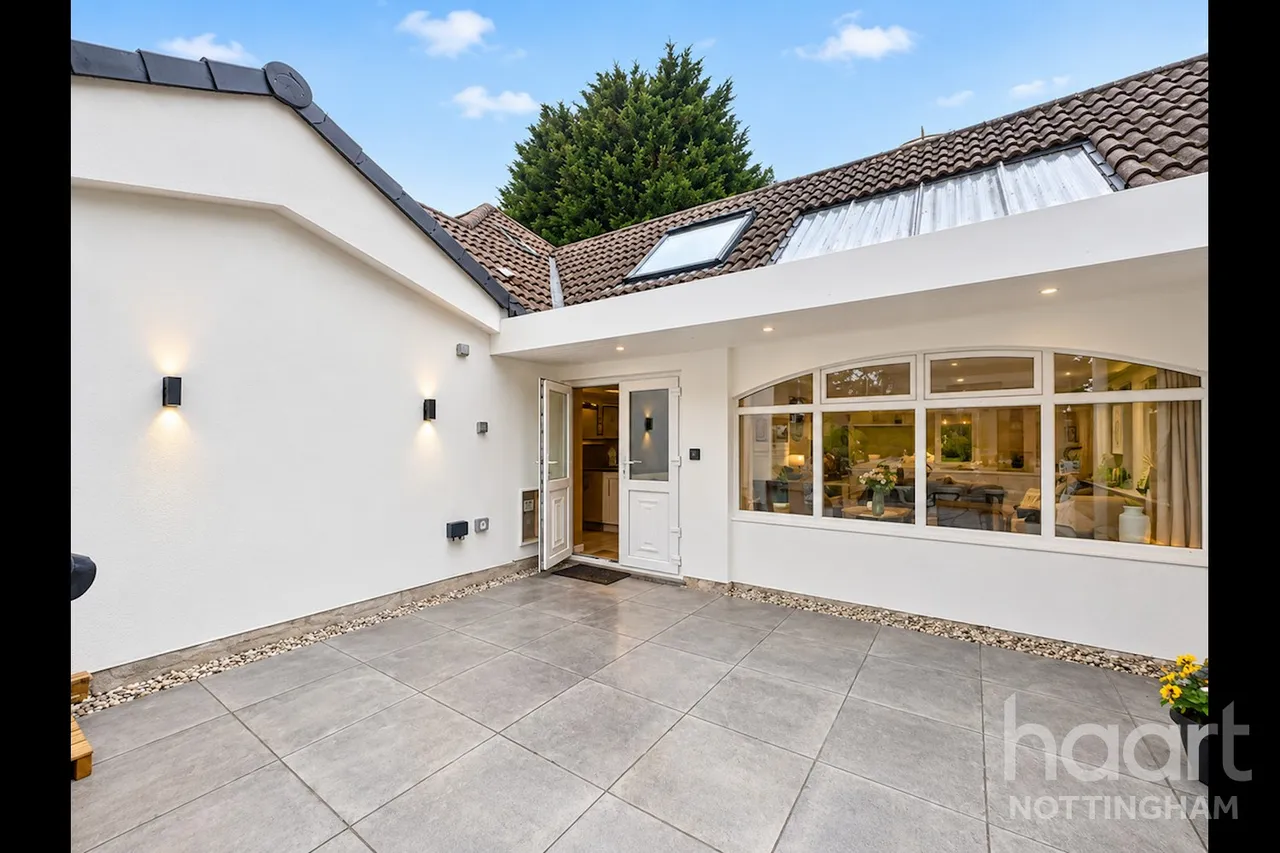 Bassingfield, NG12, photo 15