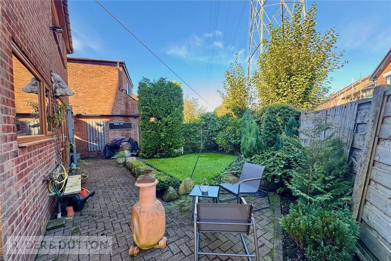 Broadoak Road, Bamford, OL11, photo 3
